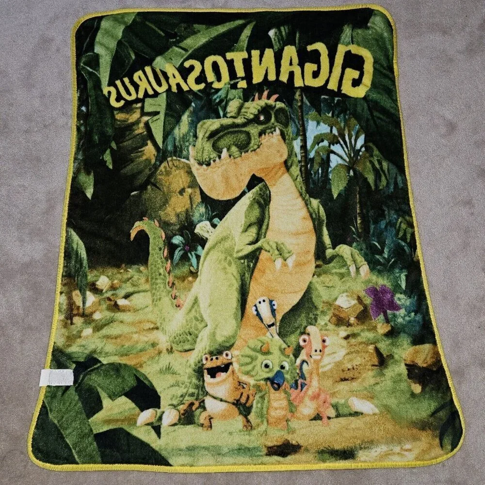 Gigantosaurus Fleece Blanket Throw 40x50 Disney 2020 Giganto Rocky Tiny Mazu